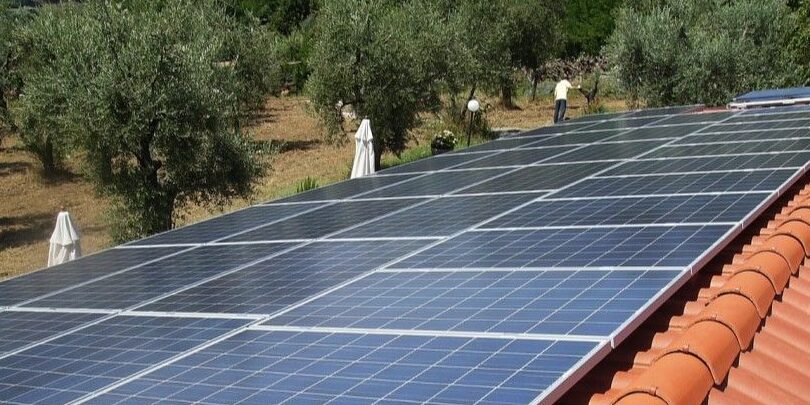Descubre las subvenciones disponibles para instalar placas solares en Salamanca