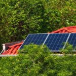 La importancia de la instalación de placas solares en fincas rústicas: Aprovecha el potencial de energía solar en entornos naturales