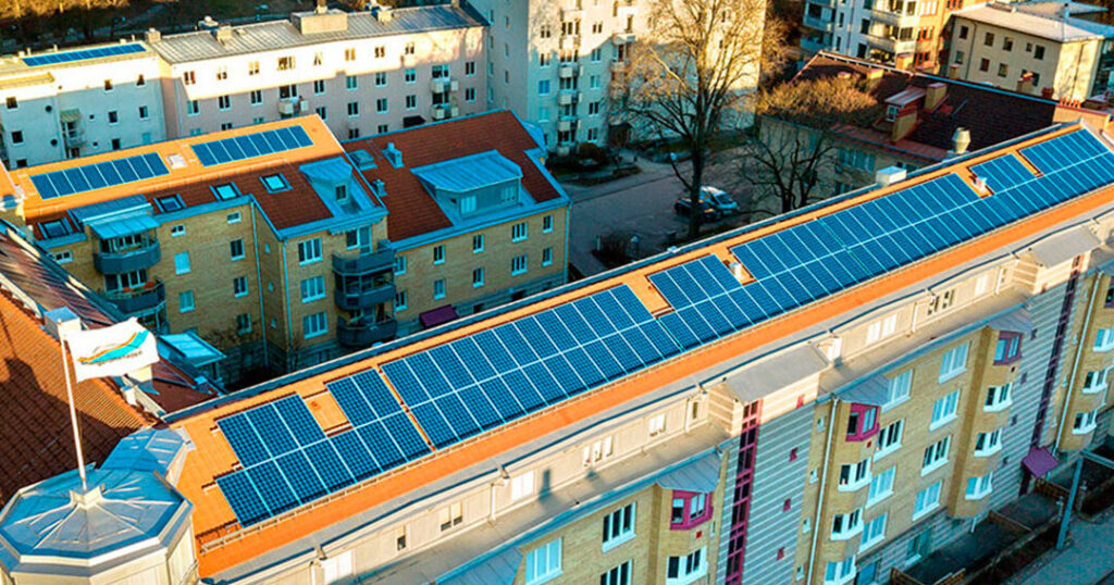 La instalación de placas solares en comunidades de vecinos: una opción sostenible y rentable