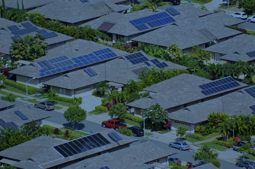 Placas solares en comunidad de vecinos en Madrid: ahorrar energía y cuidar del medio ambiente