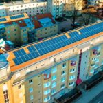 Placas solares en comunidades de propietarios: la energía renovable al alcance de todos
