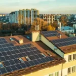 Placas solares para comunidades de vecinos: ¡Ahorro energético y beneficios compartidos!