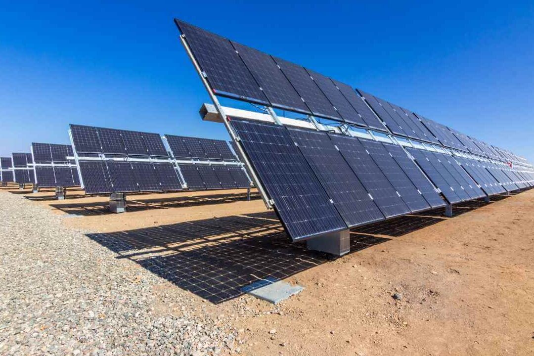 Todo lo que debes saber sobre las placas solares bifaciales la innovación en energía solar