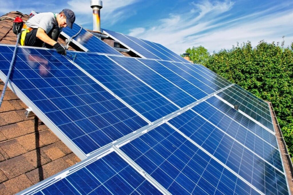 ¿Cuánto cuestan las placas solares para abastecer tu hogar?