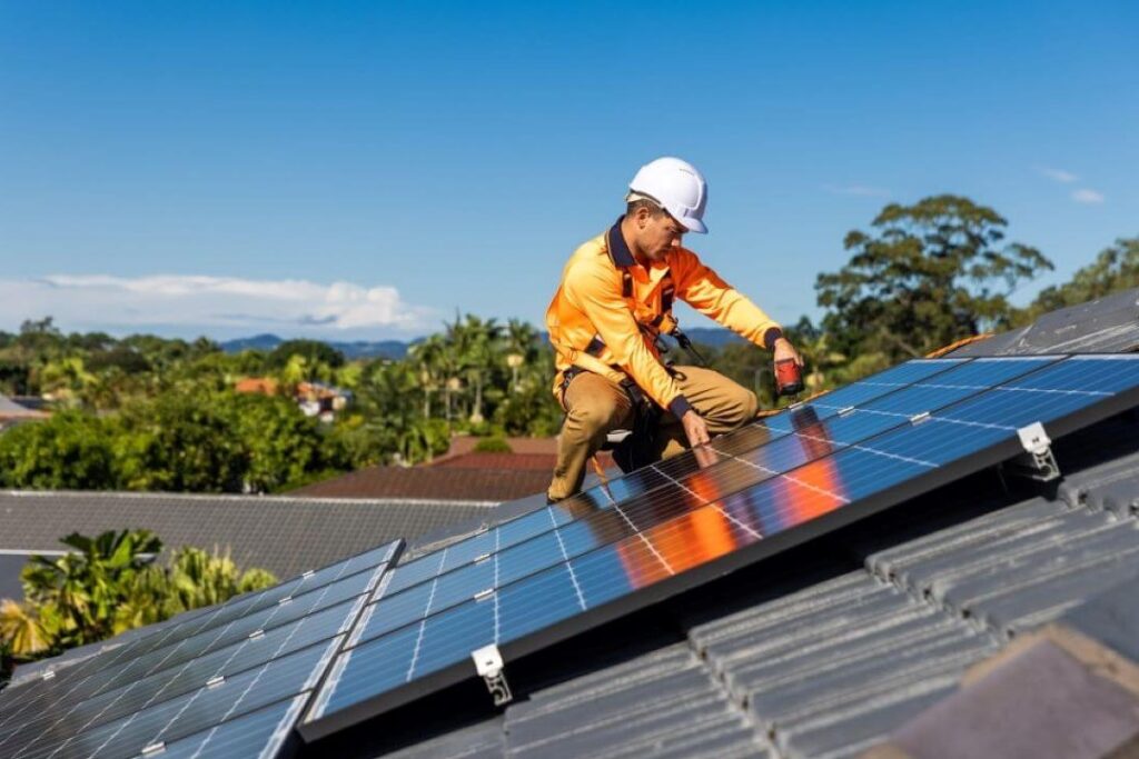 ¿Cuánto dinero puedes ganar con placas solares? Descubre cómo aprovechar al máximo esta inversión energética