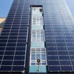 La eficiencia energética en edificios con placas solares: Ahorro y sostenibilidad