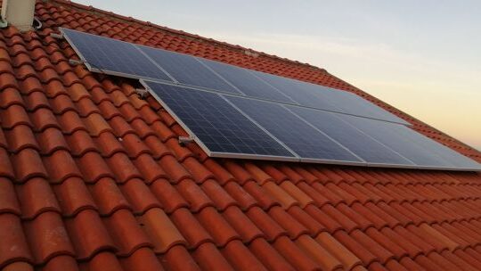 Placas solares en pisos de alquiler: una opción sustentable y rentable para ahorrar energía