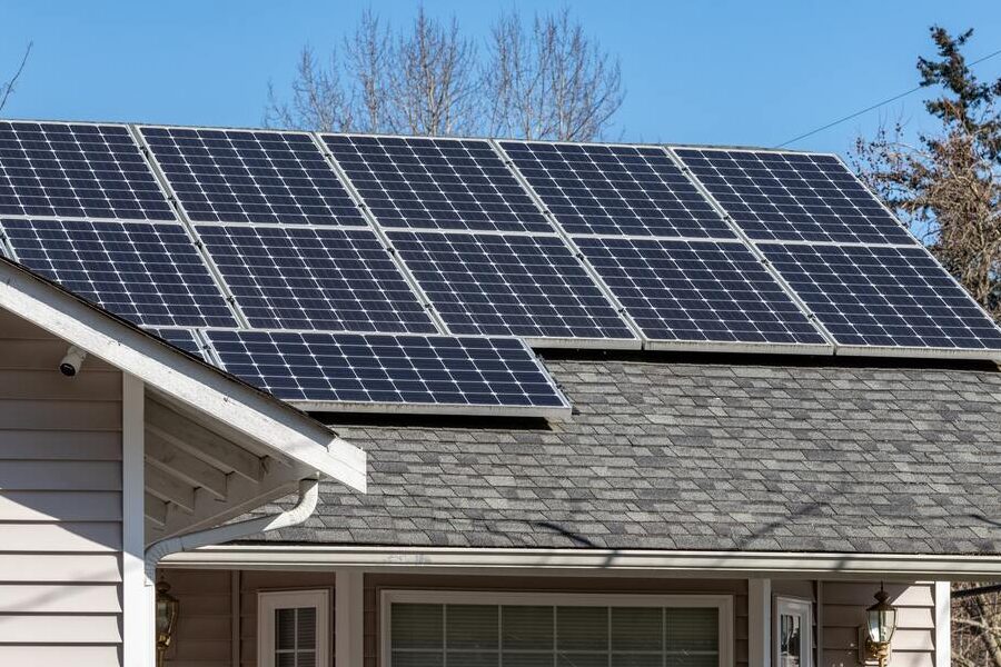 ¿Por qué te interesa poner placas solares en tu hogar? Descubre sus beneficios y ahorra en tu factura de electricidad